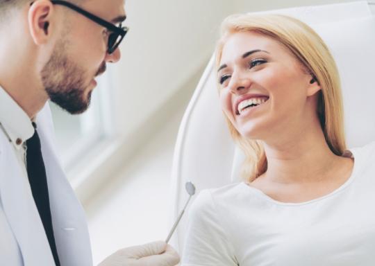 Stomatologia estetyczna: wybielanie zębów